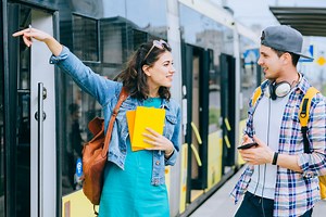 英語の道案内例文集｜「まっすぐ進む・信号を渡る」など道を教えるフレーズ28選！ | PROGRIT MEDIA / 英語学習者のための情報サイト