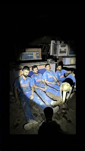 Virat Kohli, Rohit Sharma & MS Dhoni 😔🏏 | The Most Emotional Cricket Picture #shortsfeed #viratkohli