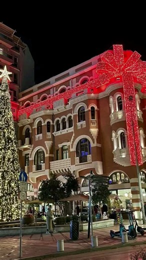 Christmas in Thessaloniki, Greece 🇬🇷 🌲💫 | Festive City Lights