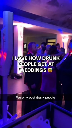 Posting Drunk People on Instagram: "😂🍻 When the drinks hit harder than expected, hilarious things are bound to happen! From wild dance moves to funny mishaps, nothing beats the unpredictability of a night out with a few too many drinks in hand. Whether it’s hilarious falls, tipsy conversations, or just pure comedy, these moments are priceless. 🎉😆 Take a moment to laugh and relive the chaos that only happens when you're tipsy (or totally drunk)! We’ve all been there, so don’t forget to tag yo