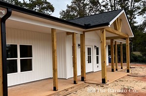 Take a walk through a recently finished dream in Greenwood County, SC ✨🏡 This family brought our Cottonwood 4 SFH Plan to life with 1,604 sq ft of smart, comfortable living. Three bedrooms, two bathrooms, and the kind of single-family barndo layout that feels both cozy and intentional. What really sets this home apart are the finishes. Every selection was chosen with care, turning a great plan into a space that feels truly theirs. 📍 Proudly building across SC, NC, GA, and East TN Big dreams. C