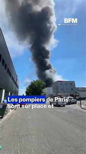 À Bobigny, un incendie provoque un impressionnant panache de fumée noire