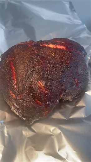 I smoked a pork shoulder using Heath Ryles barbeque dry rub, and it was delicious
