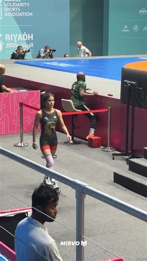 OLYMPIC WRESTLING🇺🇿🤼 on Instagram: "WW - 50 kg A | Round 2 🇺🇿Aktenge KEUNIMJAEVA Vs. Chebila CHEIMA 🇩🇿"