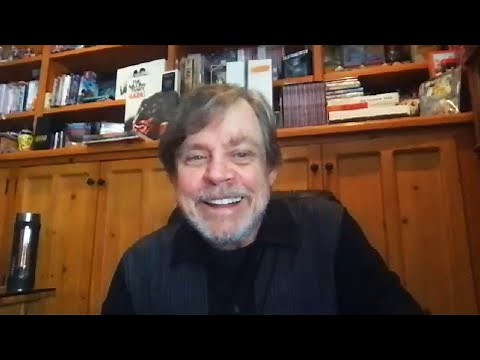 Mark Hamill Reacts to Reported RETURN of Boba Fett in The Mandalorian | Full Interview