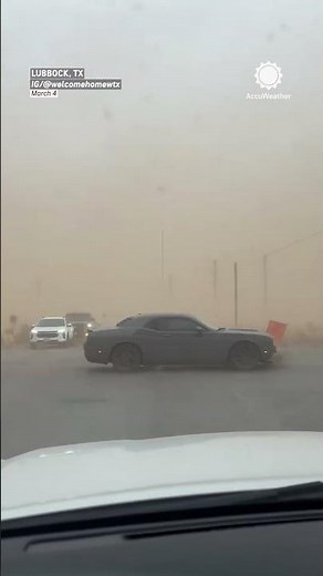 Things Get Crazy Driving Through a Texas Dust Storm