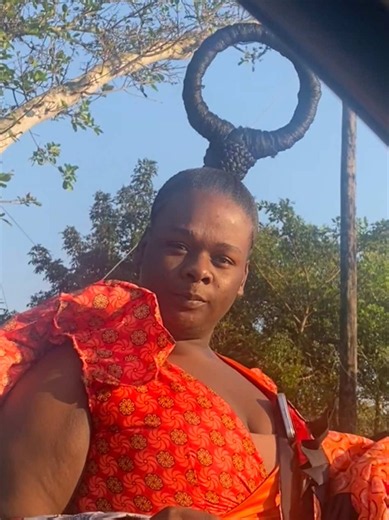 Gorgeous African Hairstyles: Meeting a Beautiful Woman