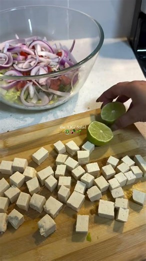 cooking up flavourful indian food recipe 😋# 🥗 salads # foodie # cooking 🤍# self love era 🤍#🥗🥗