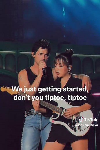CAKE BY THE OCEAN #DNCE #jonasbrothers #livemusic #music #songswithlyrics #fyp @DNCE