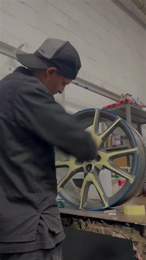 Don't blink, you might miss something! Montague Gardens | Diep River | Somerset West #Magmaster #Mags #RimRepair