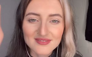 ASMR： KISSING AND LICKING ONLY ｜ Making Out ｜ Minimal Talking ｜ Intimacy ｜ Girlf