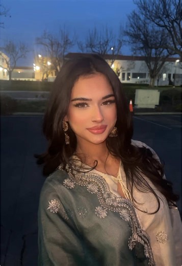 Stylish Pakistani Outfits for Every Occasion