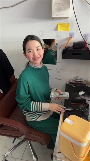 វីដេអូ​របស់ Densony (@den.sony.den.sony) ជាមួយ original sound - Densony