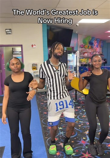 🎉 The World’s Greatest Job is Now Hiring ‼️ 😁 All Fun And Smiles over here ! 😁 👀 Looking for Friendly Employees 👀 🙅 No Experience Needed 🙅 🪧🪧 Apply Now on our Website !! 🪧🪧 #UnitedSkates #usaraleigh #bestjob #hiring #employee