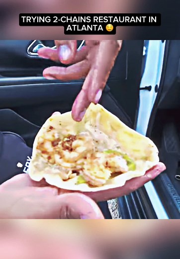 Poudii's Food Review of 2 Chainz's Atlanta Restaurant