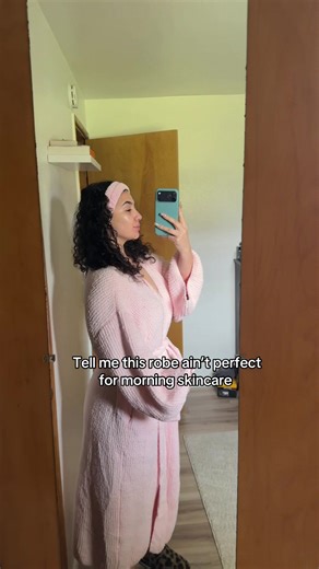 Ultimate Comfort: The Perfect Morning Skincare Robe
