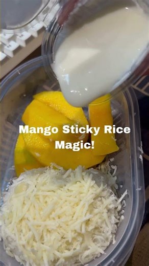 "Must Try Street Foods in Bangkok 🍜 Quick Foodie Guide 2025!"