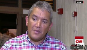 Lava flow threatens Hawaiian town