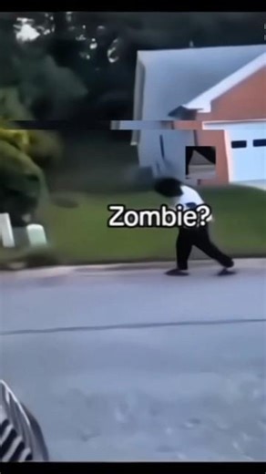 kkkkkkk levou sustinho bebê porque eu me caguei de medo #roblox #edits #zombie