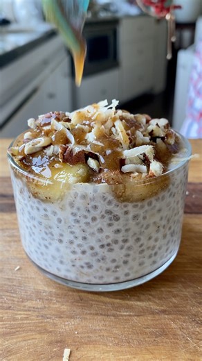 Banana bread chia pudding! Caramelized Banana , nuts and creamy Chia puddling, layered for amazing breakfast | Vegan Richa