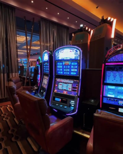 Seminole Hard Rock Tampa offers a high limit slot room where you can enjoy the red carpet treatment while trying to score life-changing jackpots. The high limit slot room offers more than two hundred ways to win millions of dollars! #hardrocktampa #anybodycanwin | Seminole Hard Rock Hotel & Casino Tampa