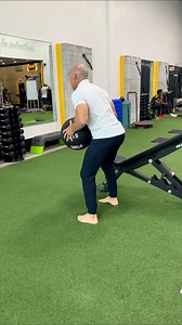 STANDING MB CHEST PASS