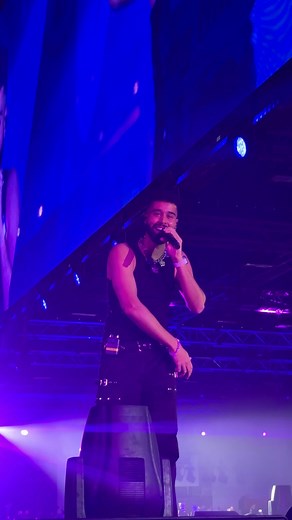 Kavya🕷️ on Instagram: "this moment healed something in me✨🥹 #APDhillon #APDhillonLive #apdhillon #reelsinstagram #explorepage"