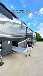 385K views · 6.6K reactions | Our Camper RENOVATION ❤️ Can’t wait to show you the after!! #rvlife #rvliving #camper #camperlife #travellife #rvtravel | Livin' That Fun Life | Facebook