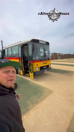 268K views · 3.9K reactions | Bus Converted Into Moder Tiny House | Alternativehouse | Facebook