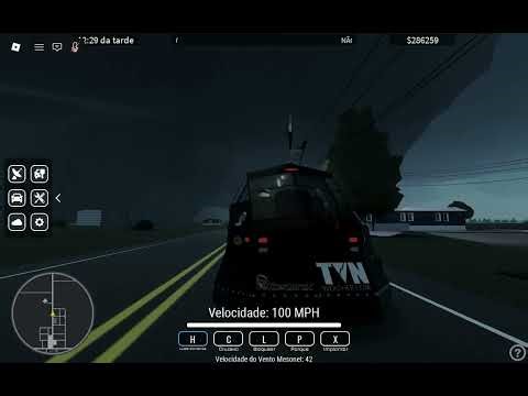Perseguição de um Tornado Wedge extremamente baixo, usando o Dominator 3. Helicity; Roblox.