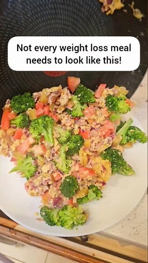 Postpartum Weight Loss Tips that Actually Work! | How I lost 50 pounds post-pregnancy! #weightloss