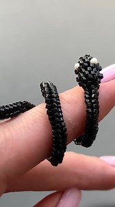 Crafting a beaded snake ring with artistic flair 🤩🤩🤩 #fabiosacraft #fabiosa #jewelry #handmade #doityourself #reelsinstagram | Fabiosa India