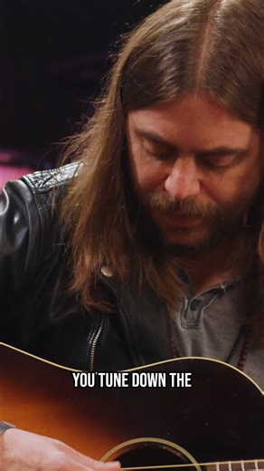 This simple trick makes you 10x better at slide guitar. Watch the full interview with Nico Bereciartua on joining The Black Crowes, open tunings, and more slide guitar lessons on the Gibson Gear Guide. ▶️ https://www.youtube.com/watch?v=r11mX5lFTKk | Gibson