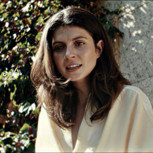 Exploring People We Meet on Vacation