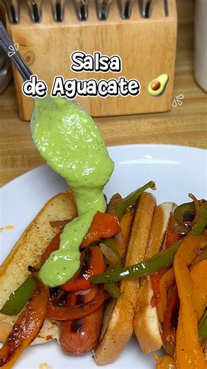 Salsa de aguacate 🥑 #suscribete #micanal #recipe #salsadeaguacate #shortsfeed #viralvideo #fyp