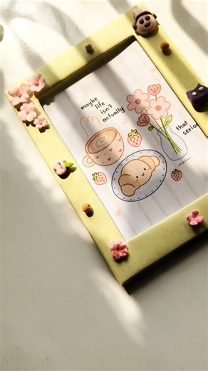 DIY Aesthetic Photo Frame from Waste cardboard! 💖✨#PhotoFrameDIY #DIYDecor