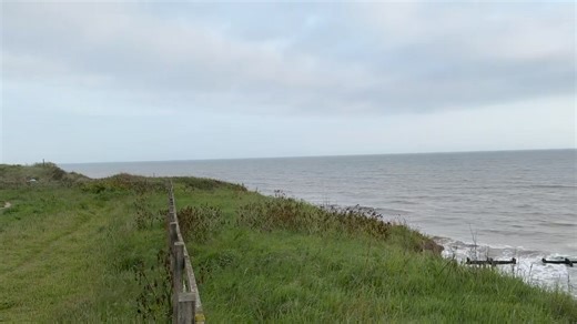 Good morning from West Runton, breezy, warm start to the day here, but no sun yet. This mornings birds on my walk to the clifftop were Skylark, starling, wren, blackbird, linnet, goldfinch, whitethroat and sparrow. | West Runton Beach Cafe