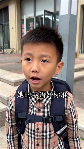 A Scavenger Who Speaks Fluent English!! #funny #comedian #funny #safety #positiveenergy