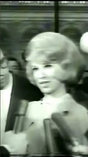 Phyllis McGuire is asked about Mob Boss Sam Giancana (1965)