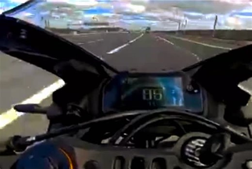 Boss rider on Instagram: "#yamaha YZF R25 v1 top speed check #kolkata#Howrah#westbengal"