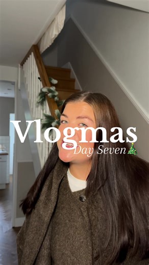 Vlogmas day 7!! What a fun & festive day yayyy!!🎄🎄✨✨🤍🤍 #vlogmas #vlogmas2025 #smallcreator #realisticvlogmas #festive