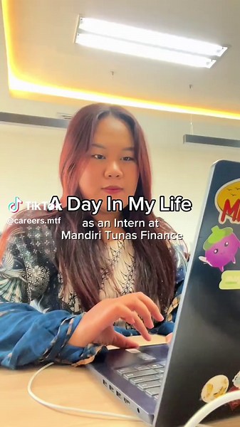 a day in my life as an intern… siapa tau kamu bisa jadi next intern di mandiri tunas finance! stay tuned & follow buat info internship selanjutnya yaa🤝 #mandiri #mandiritunasfinance #lifeatmtf #internship