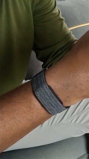 Why everyone is talking about the Hume Band 2.0 #hume #health #gadgetreview