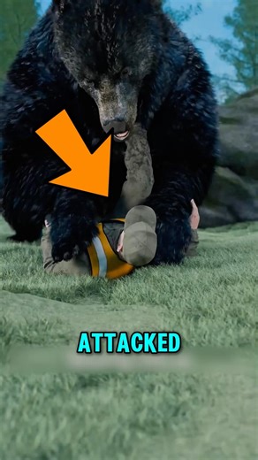 He Stopped a Bear With His Bare Hand 😨