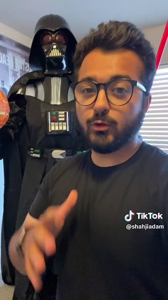 7ft tall Animatronic Darth Vader! #fyp #foryou #tiktok #viral #starwars #darthvader #homedepot #holiday #halloween #christmas #animatronic #reaction #review #collection #anakinskywalker #darkside @The Home Depot @Star Wars