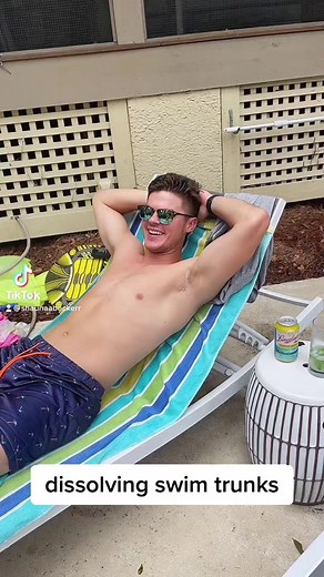 twinning prank with a twist 🩳 #fyp #dissolvingswimtrunks #prank #twins #joke #foryou #swim