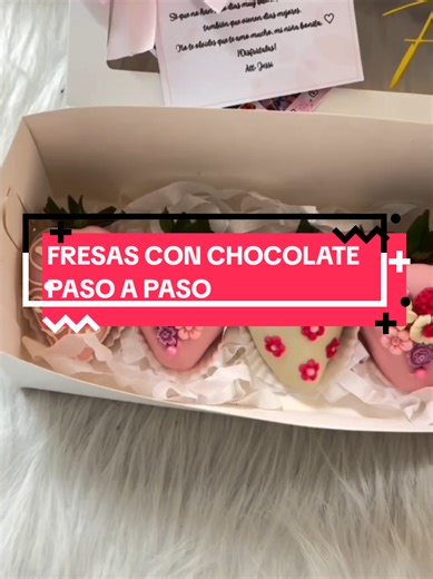 aprende a decorar hermosos arreglos de fresas con chocolate desde cero de una manera fácil y sencilla #fresasbañadasenchocolate #arreglosdefresasconchocolate #chocolatecoveredstrawberries #fresasconchocolate