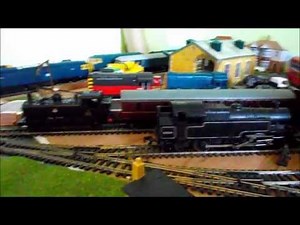 Trix Trains Class 124 DMU