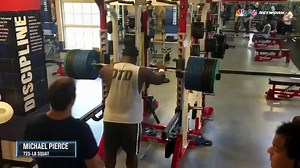 😳😱💪 Baltimore Ravens DT Michael Pierce can squat 725 pounds... Seven. Hundred. Twenty. Five. Pounds. | NFL