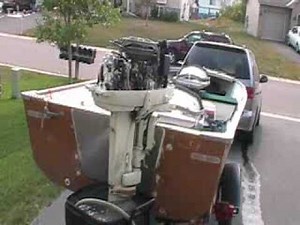 Johnson 25hp outboard motor idling